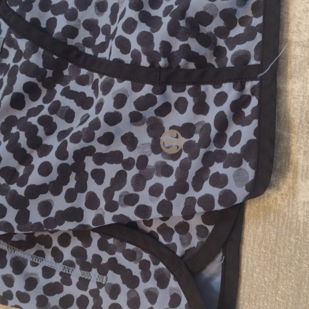 Lululemon printed shorts!